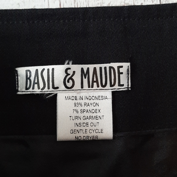 ANTHRO BASIL & MAUDE EMBROIDERED SKIRT - Picture 3 of 8